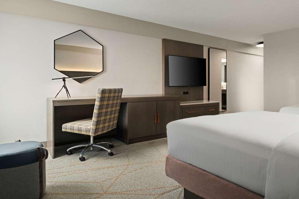Отель Doubletree By Hilton Pittsburgh Airport Moon Township Номер фото