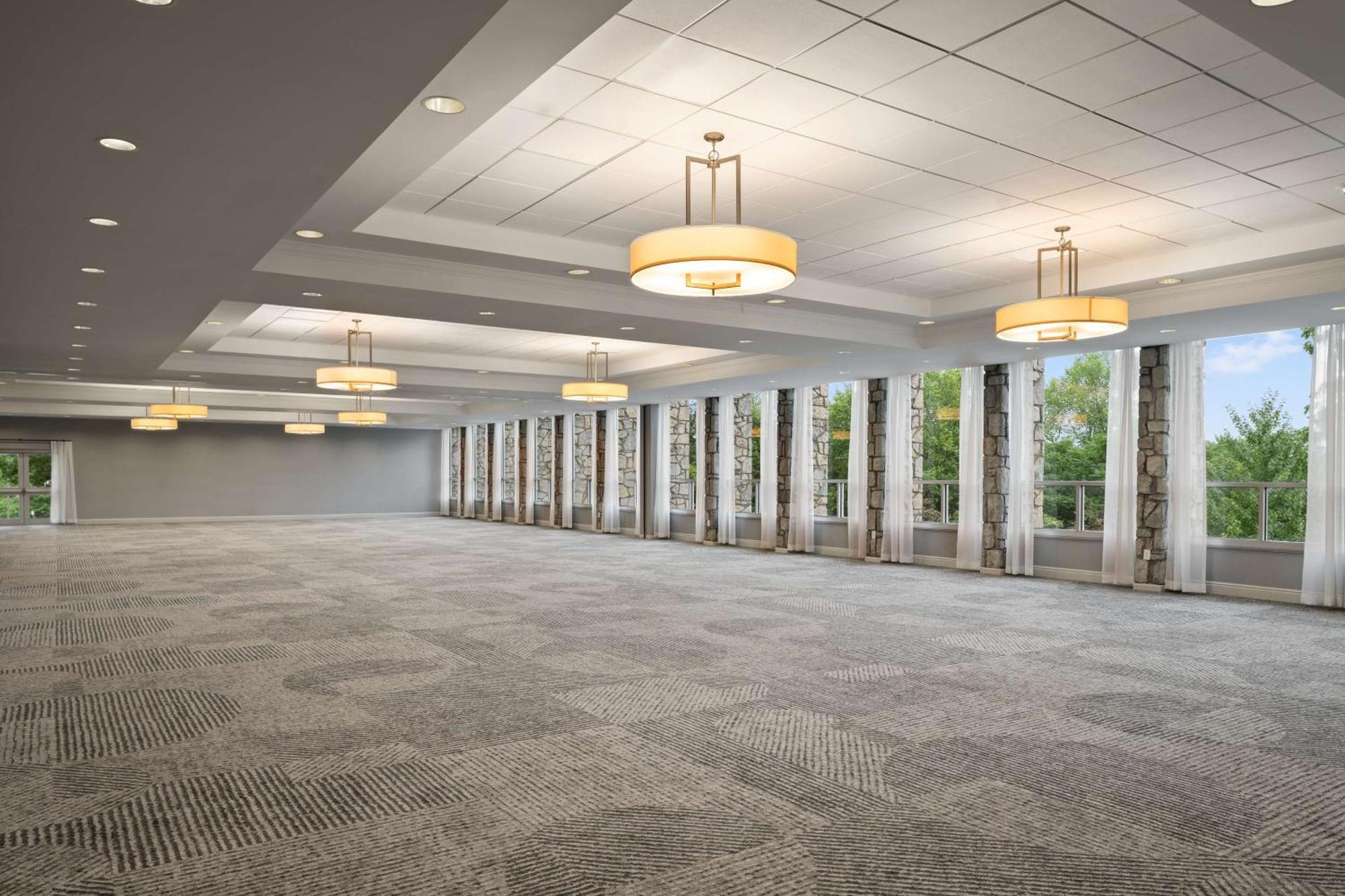 Отель Doubletree By Hilton Pittsburgh Airport Moon Township Экстерьер фото